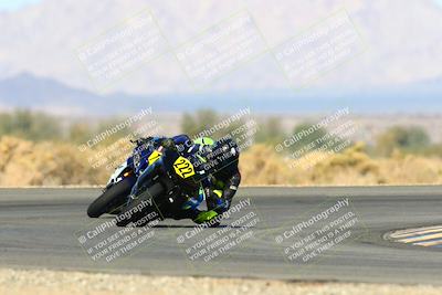 media/Jan-16-2022-CVMA (Sun) [[7f3d92989d]]/Race 3 Amateur Supersport Middleweight/